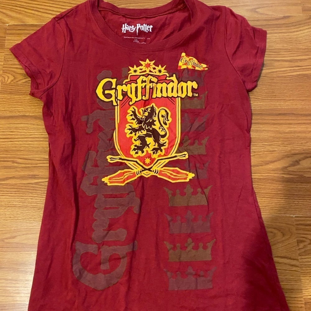 Harry Potter Tee size Large (11-13) (DO)